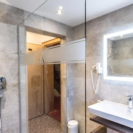 Grieserin Sankt Anton am Arlberg